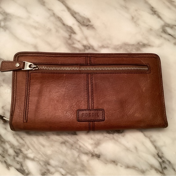 Brown Fossil Wallet Rust Color, worn with many miles to go. - Picture 1 of 4